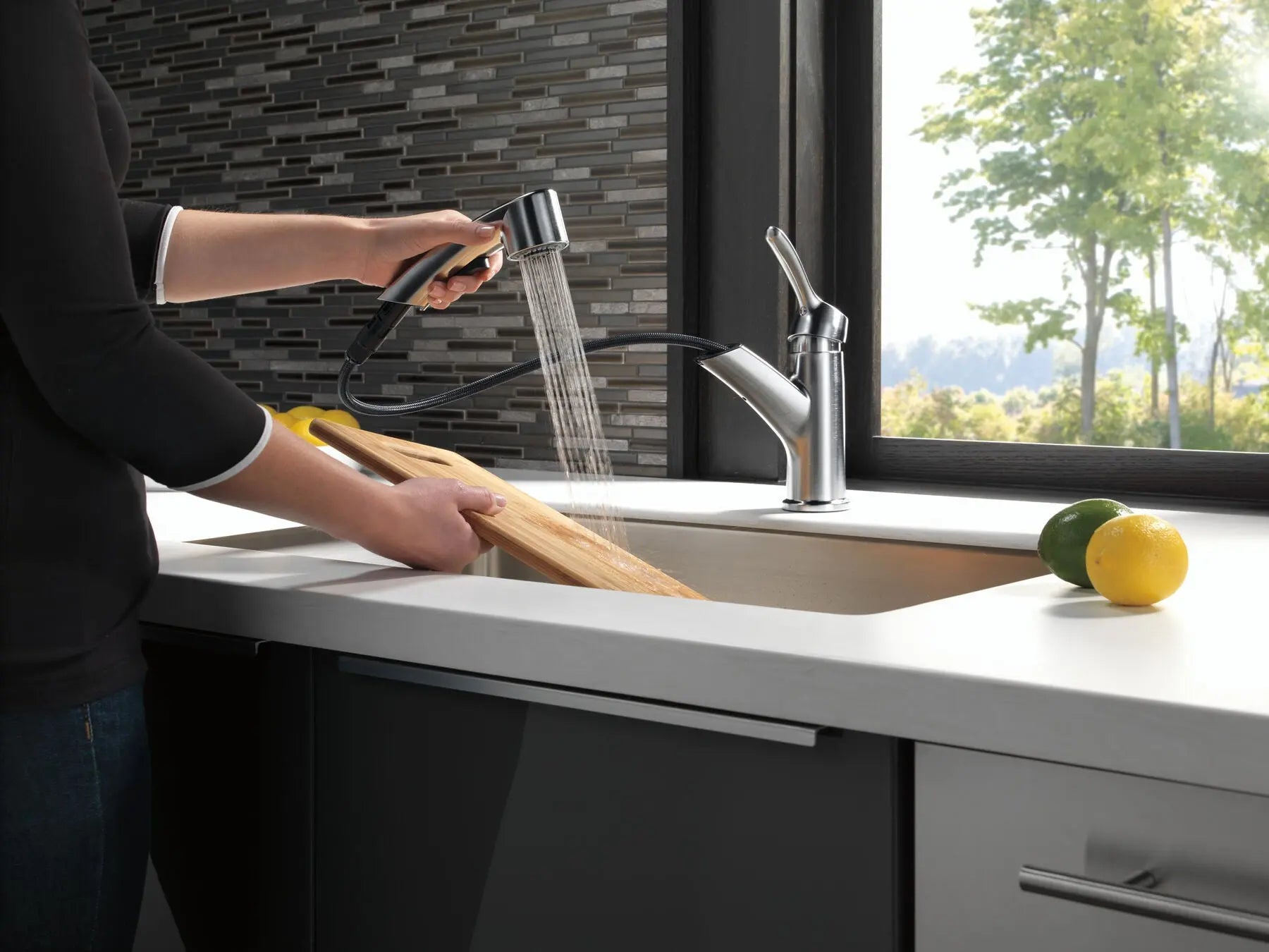 Monomando De Cocina Pull-Out - Collins - Delta -  Delta Grifo 