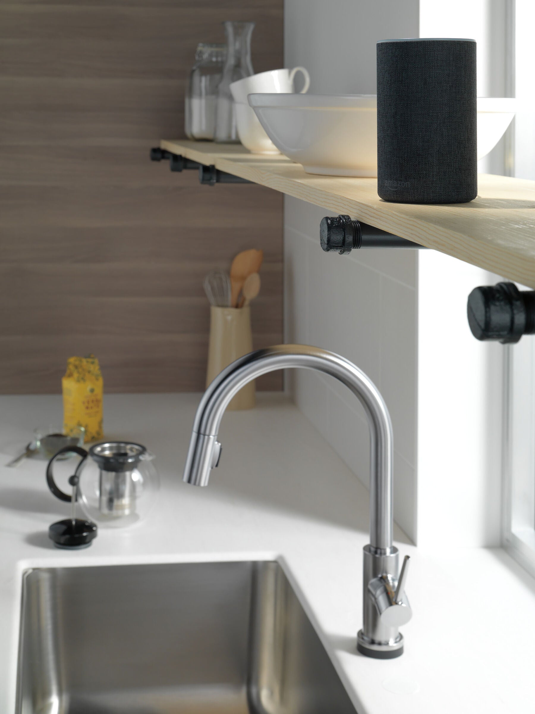 Monomando de Cocina Pull-Down con Tecnología Touch2o® Trinsic Delta