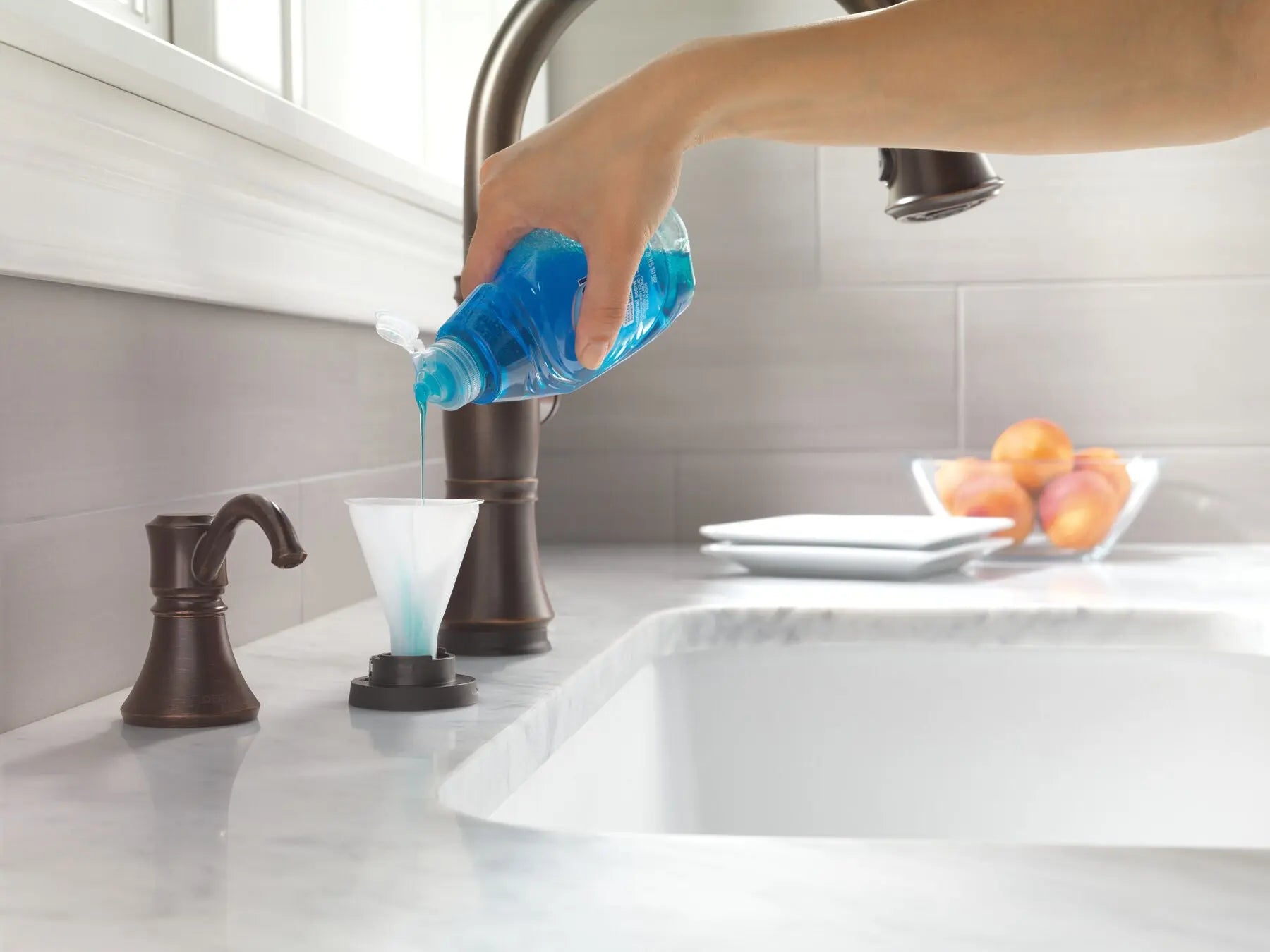 Monomando de Cocina Pull-Down - Tecnologia Touch2o® y Shieldspray® - Cassidy - Delta -  Delta Grifo 