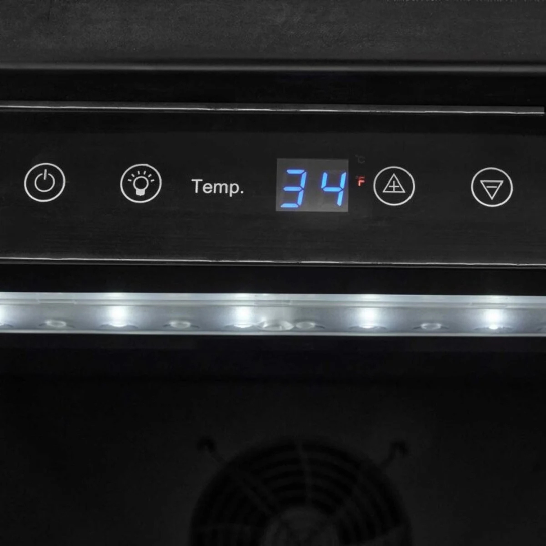 Refrigerador compacto empotrado de acero inoxidable 52.71 cm 20.75" COYOTE C121R-S-R