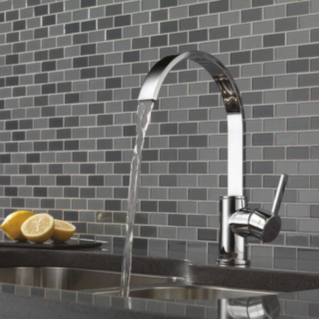 Grifo de Cocina Monomando Cromado Delta 1 Orificio 21.91 cm 8.62" DELTA 26601