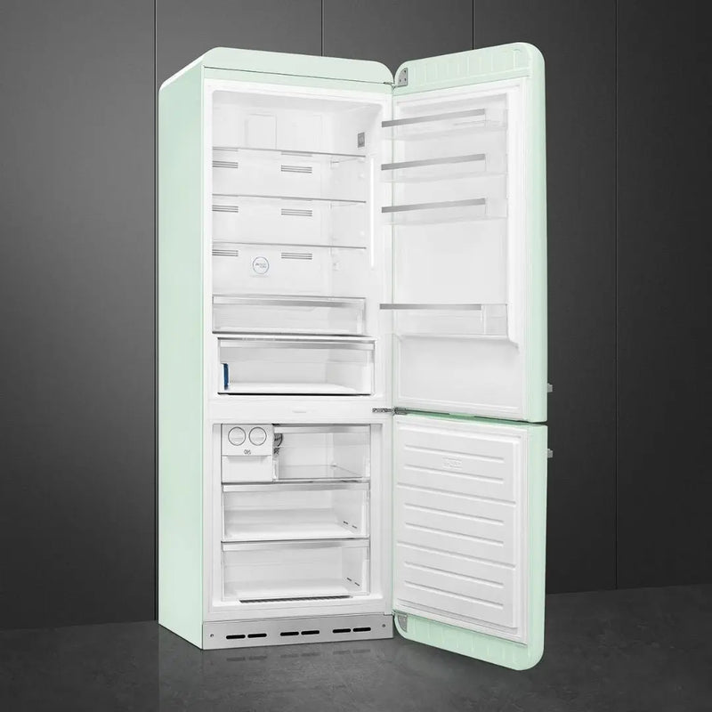 Refrigerador doble-puerta 50's style SMEG - jamesandstevenmx