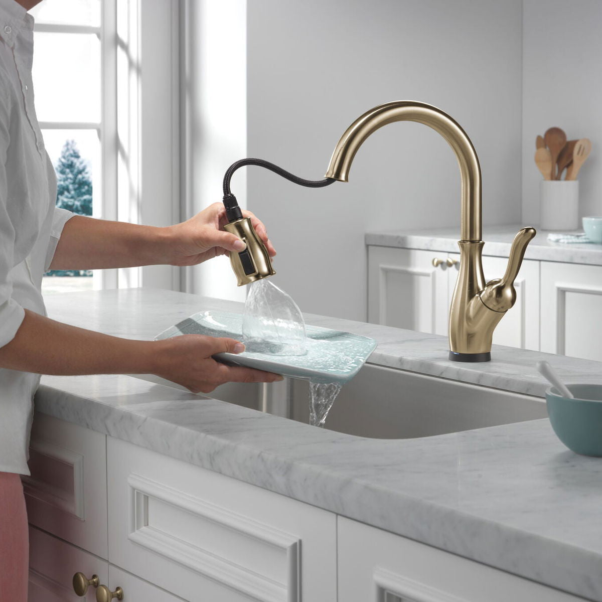 Monomando de Cocina Pull-Down Touch2o® con Tecnología Touchless Leland Delta - jamesandstevenmx