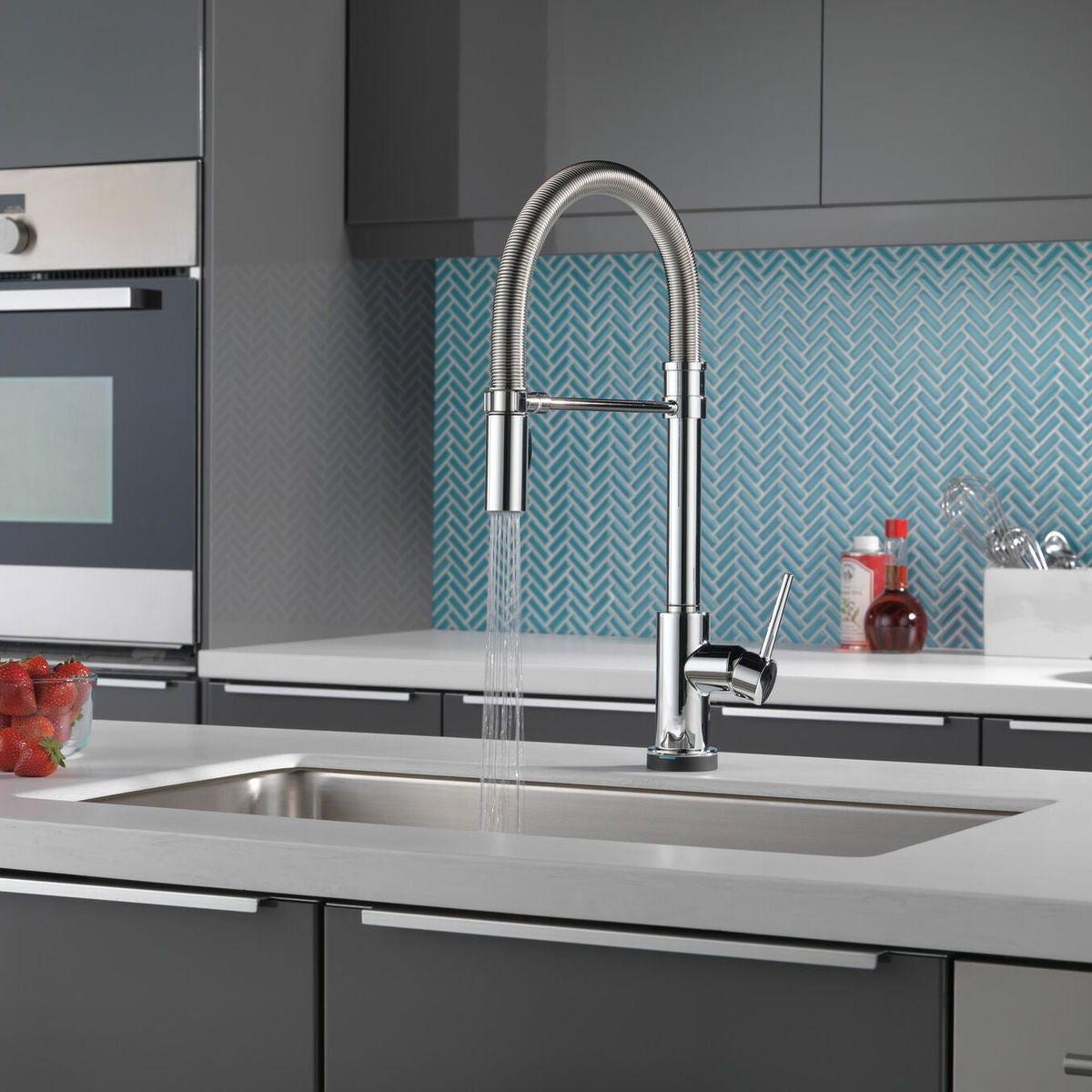 Monomando de Cocina Pull - Down - Tecnología Touch2o® Trinsic Delta - jamesandstevenmx