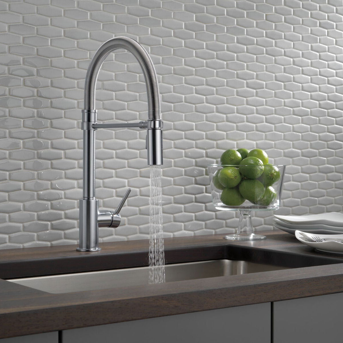 Monomando de Cocina Pull - Down Trinsic Delta - jamesandstevenmx