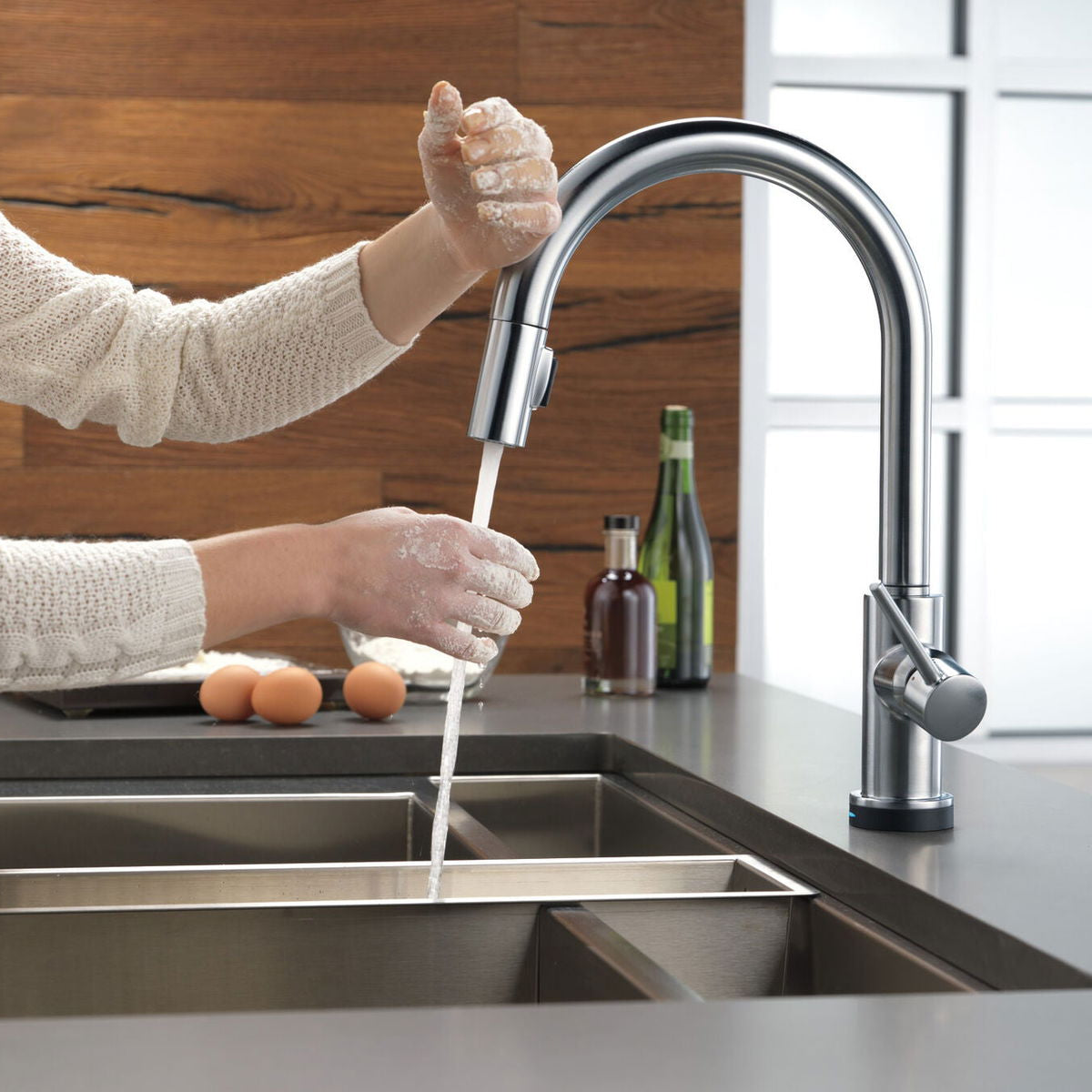 Monomando de Cocina Pull - Down con Tecnología Touch2o® Trinsic Delta - jamesandstevenmx