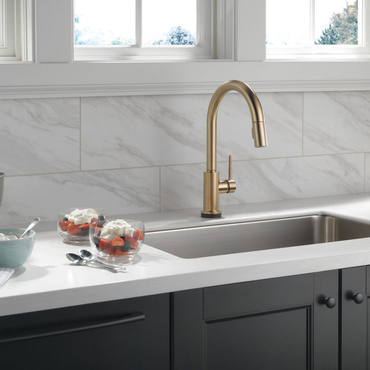 Monomando de Cocina Pull - Down con Tecnología Touch2o® Trinsic Delta - jamesandstevenmx