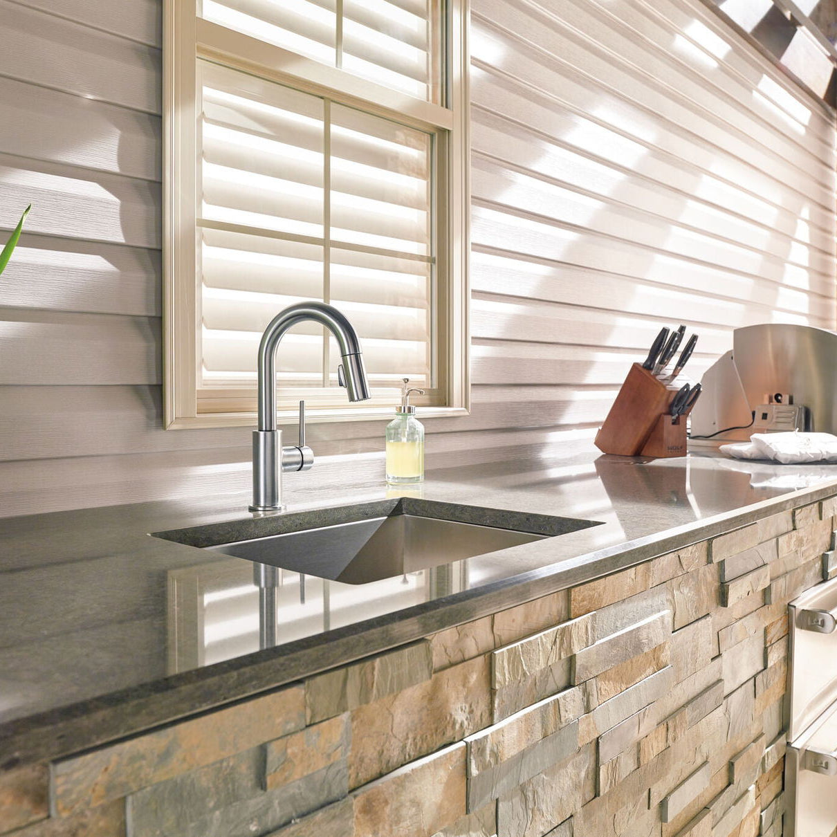 Monomando para Bar Pull Down - Trinsic Delta - jamesandstevenmx