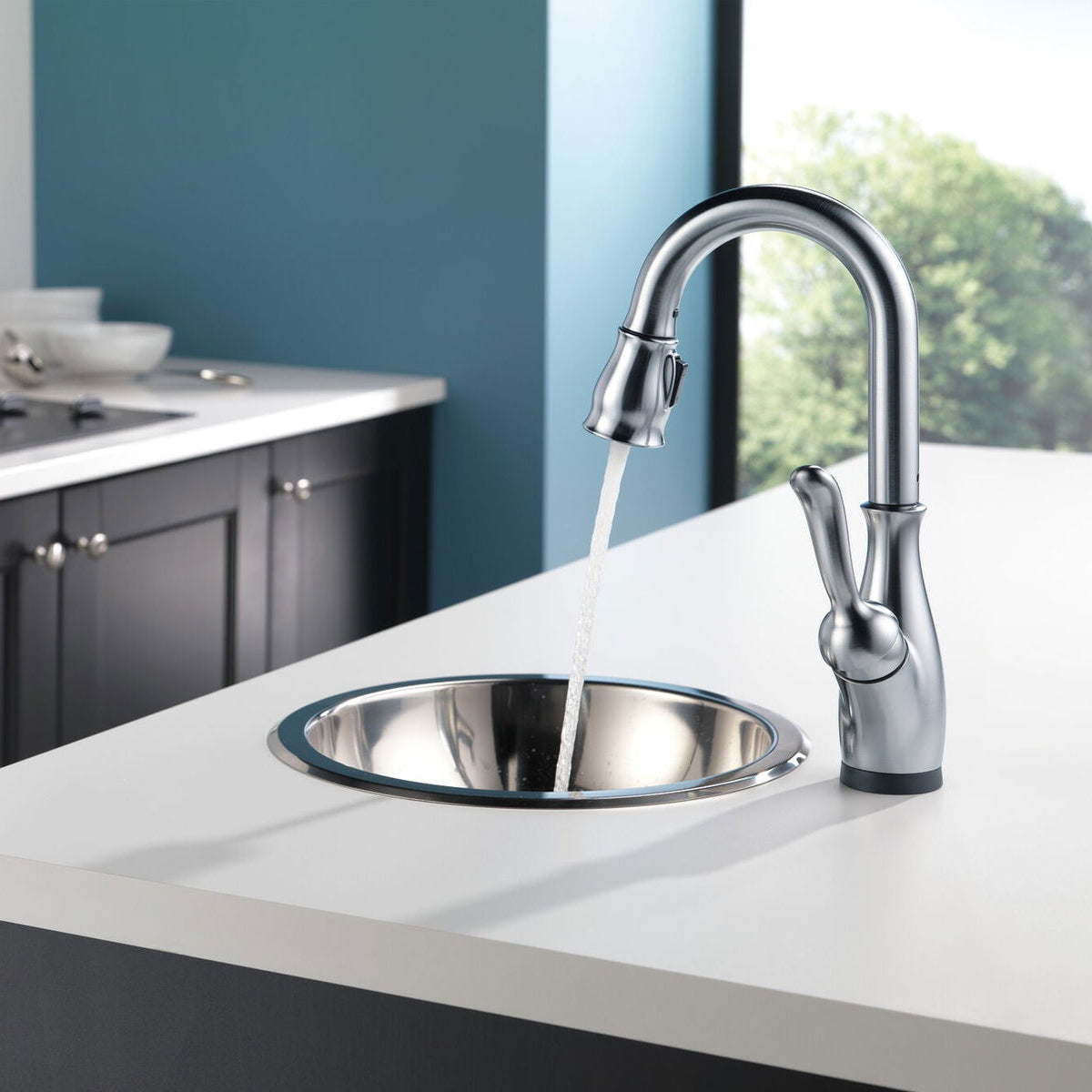 Monomando para Bar Pull Down con Tecnología Touch2o® Leland Delta - jamesandstevenmx