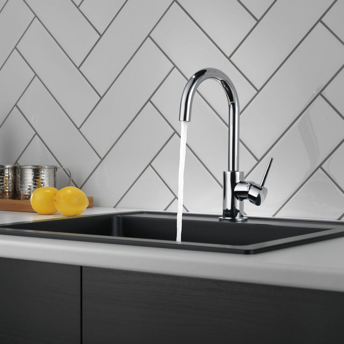 Monomando para Bar con Giro Limitado - Trinsic Delta - jamesandstevenmx