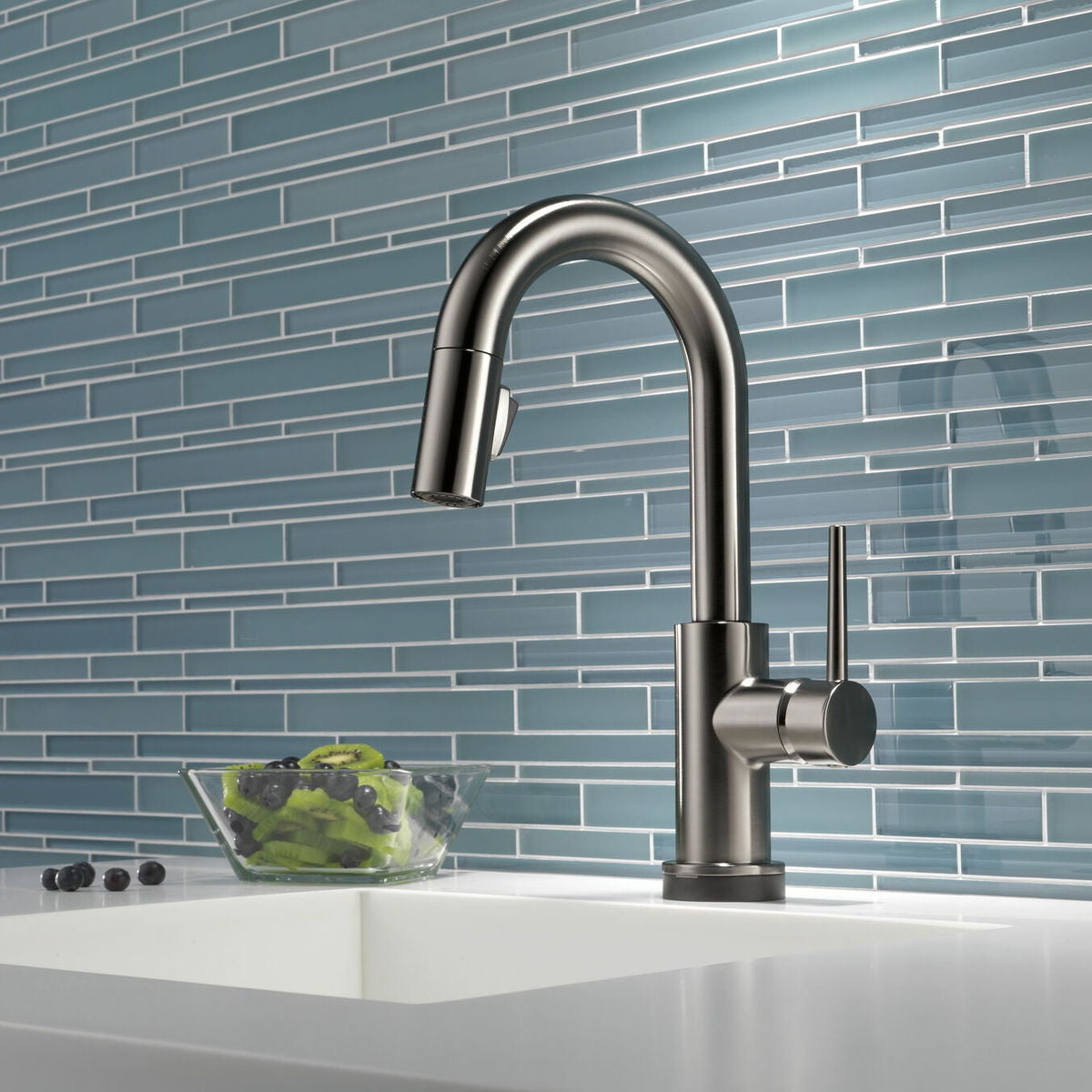 Monomandode para Bar Pull Down con Tecnología Touch2o® Trinsic Delta - jamesandstevenmx