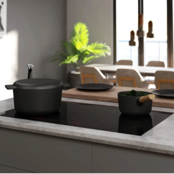 Parrilla Eléctrica de Inducción VOLTA  56.37 cm 22.18" ELICA PRF0187987