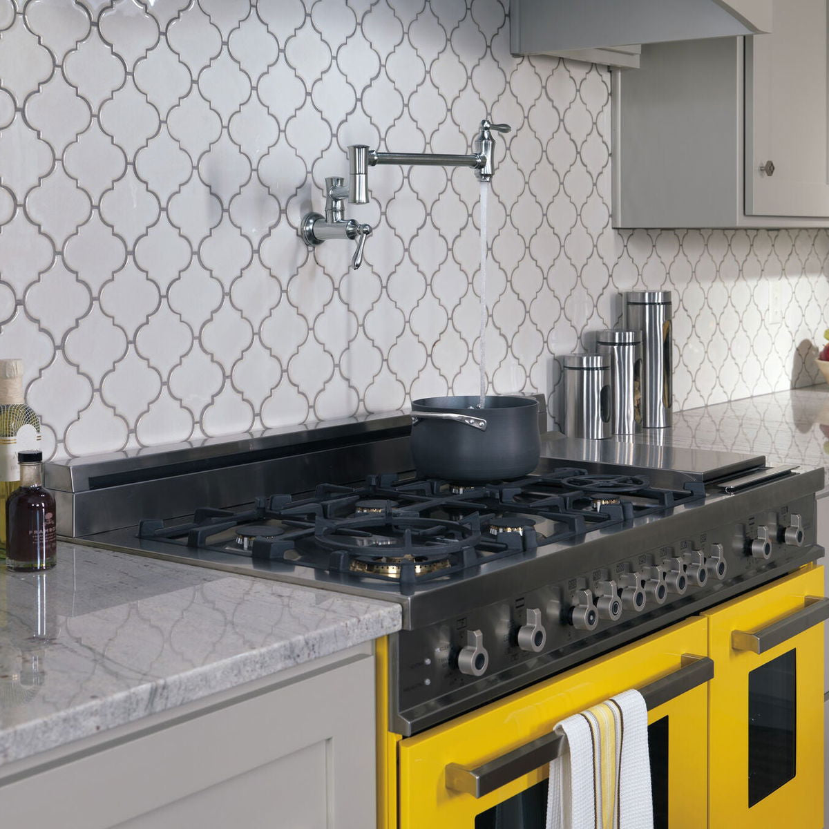 Pot Filler de Cocina de Pared- Delta - jamesandstevenmx