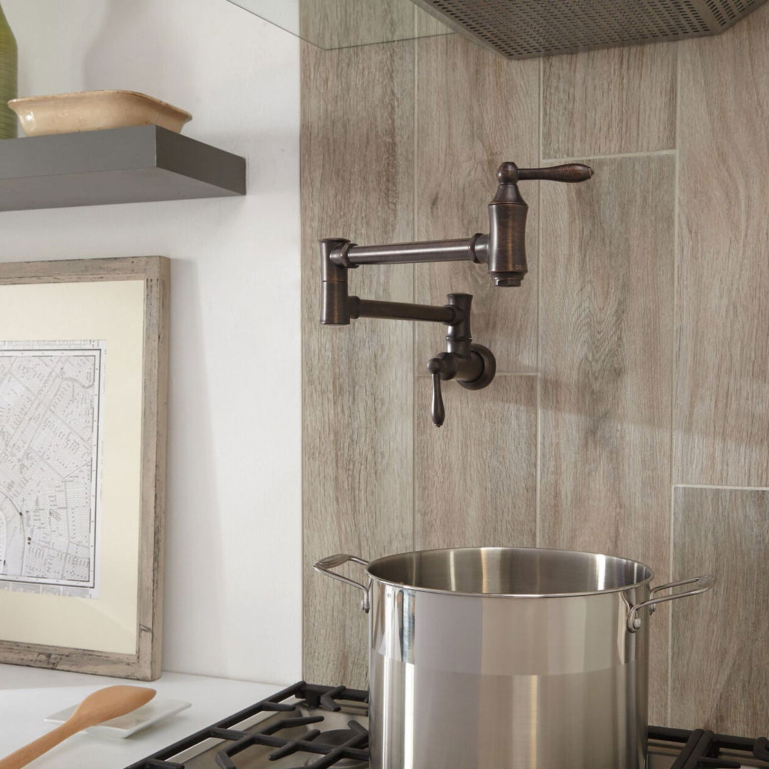 Pot Filler de Cocina de Pared- Delta - jamesandstevenmx