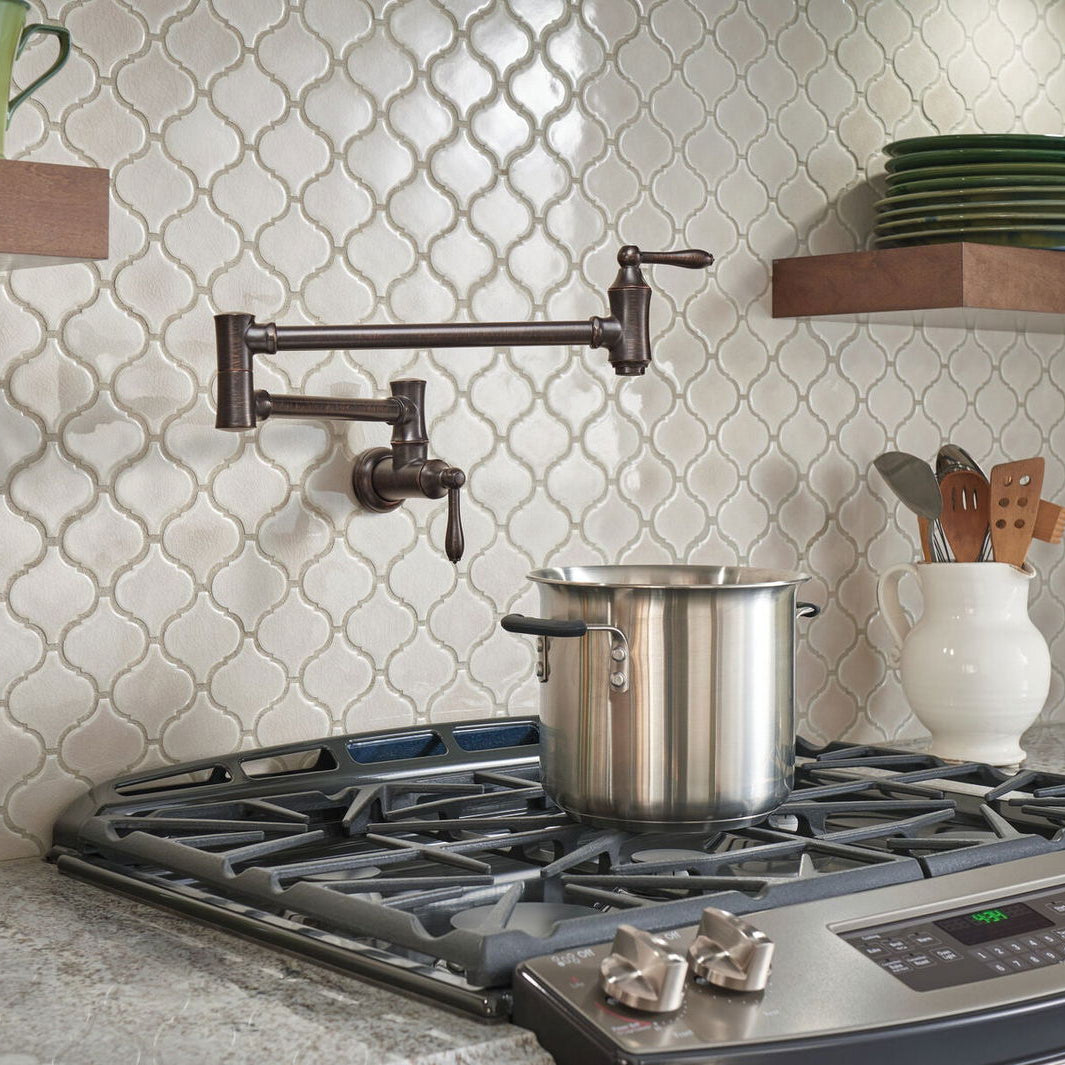 Pot Filler de Cocina de Pared- Delta - jamesandstevenmx