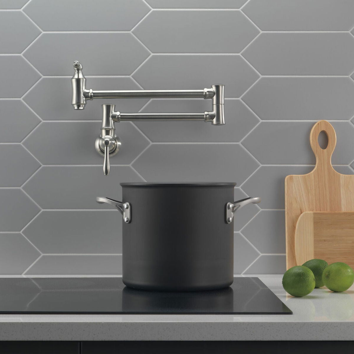Pot Filler de Cocina de Pared- Delta - jamesandstevenmx