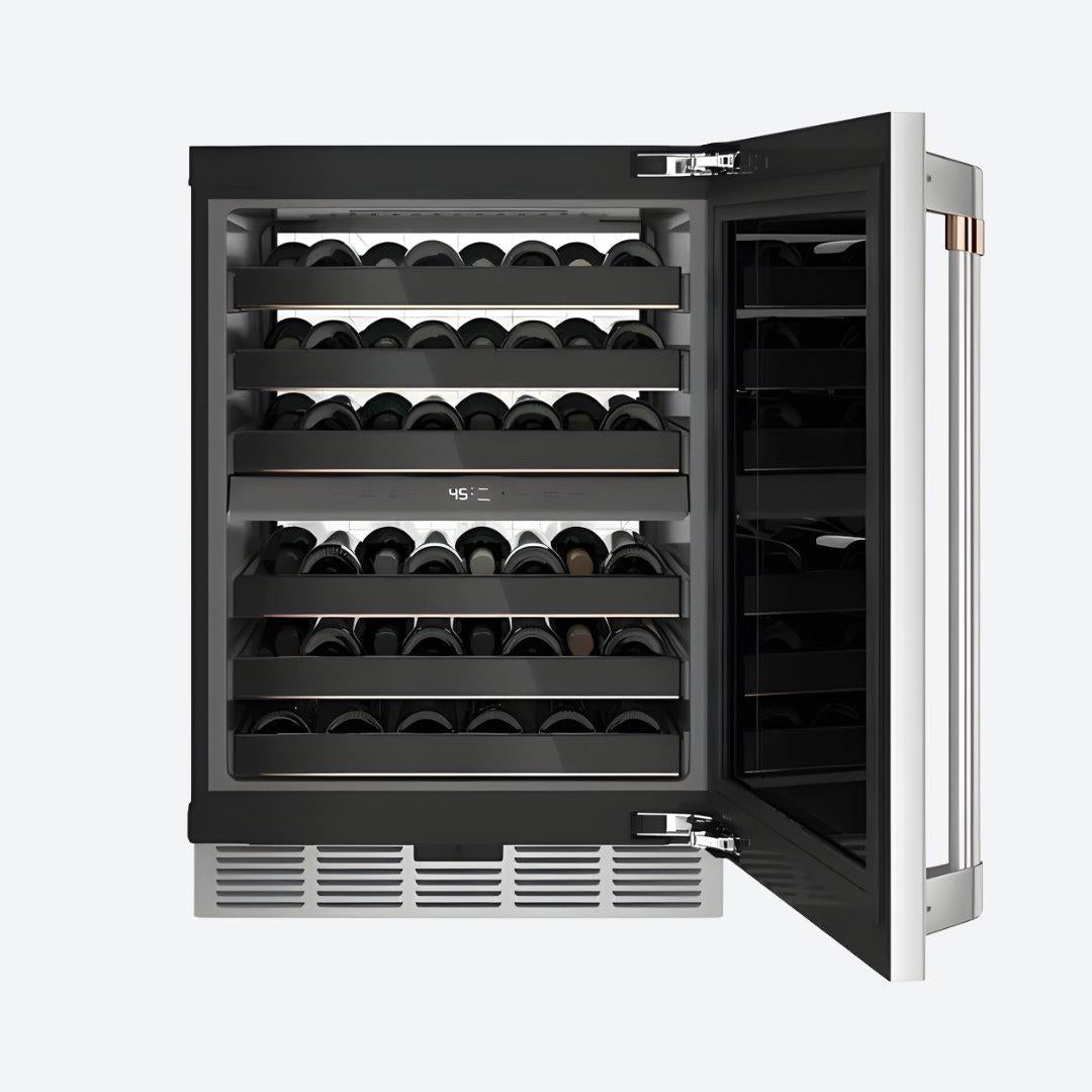 Cava de vinos Café Appliances de 24 pulgadas dual zone en acabado matte black con capacidad para 46 botellas