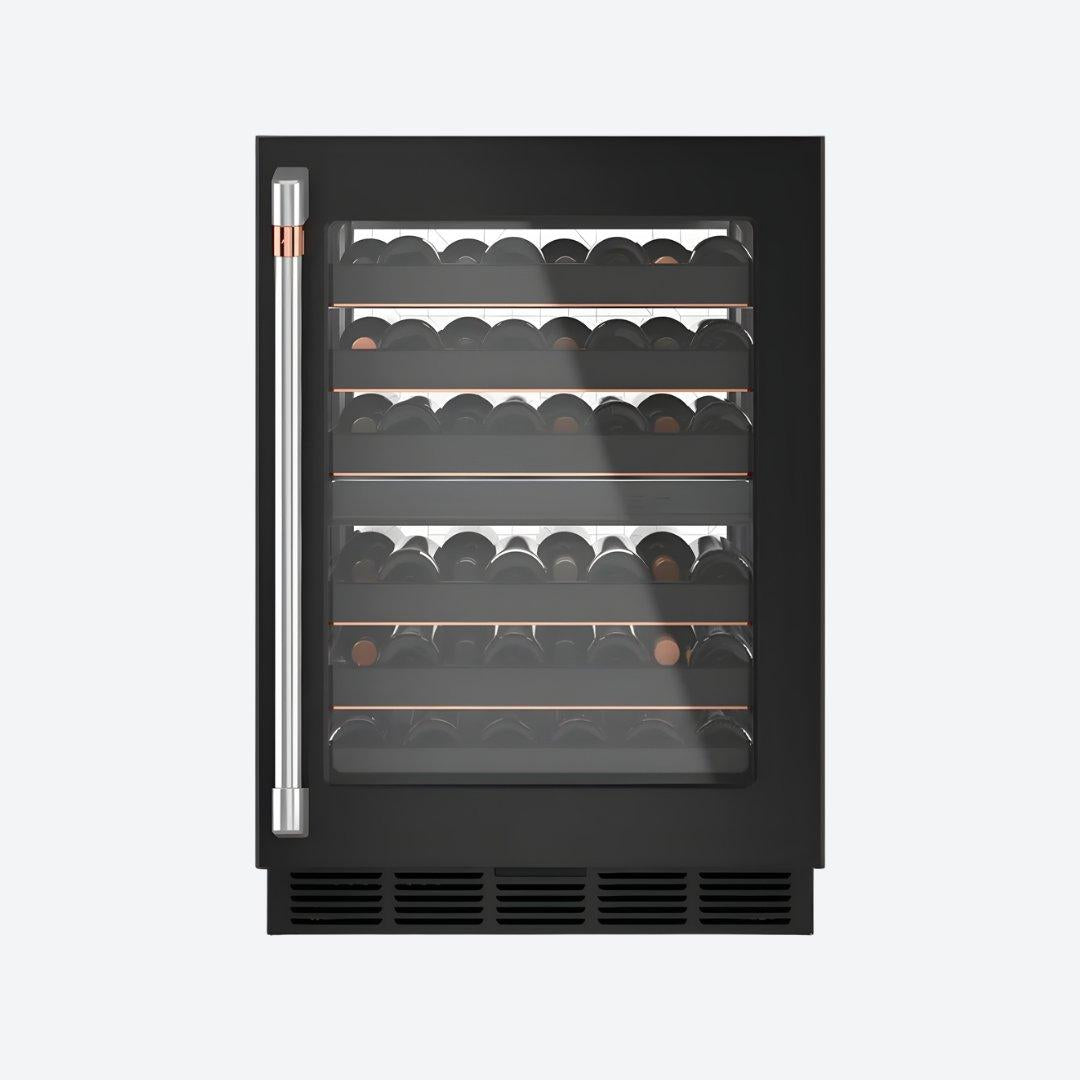 Cava de vinos Café Appliances de 24 pulgadas dual zone en acabado matte black con capacidad para 46 botellas