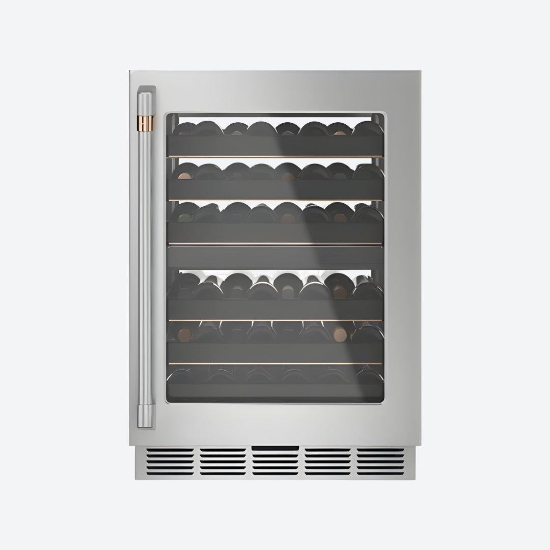 Cava de vinos Café Appliances de 24 pulgadas dual zone en acabado matte black con capacidad para 46 botellas