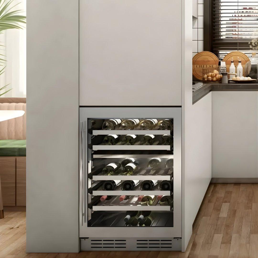 Cava de vinos Elica de 24 pulgadas dual zone con puerta de vidrio UV y repisas de madera