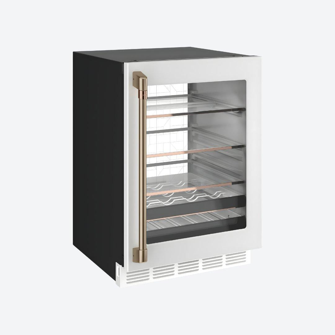 Centro de bebidas Café Appliances de 24 pulgadas en acabado Matte White con puerta de cristal y LED light wall