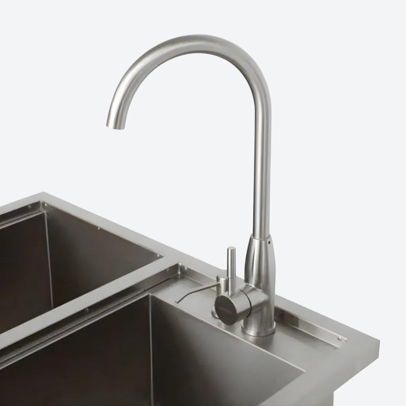 Centro de bebidas con tarja e hielera para exteriores de 30" BLAZE BLZ-30CKT-SNK - James & Steven