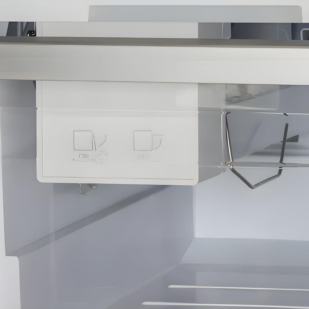 Congelador de columna panelable Bertazzoni de 18 pulgadas con bisagra izquierda e Ice Maker automático