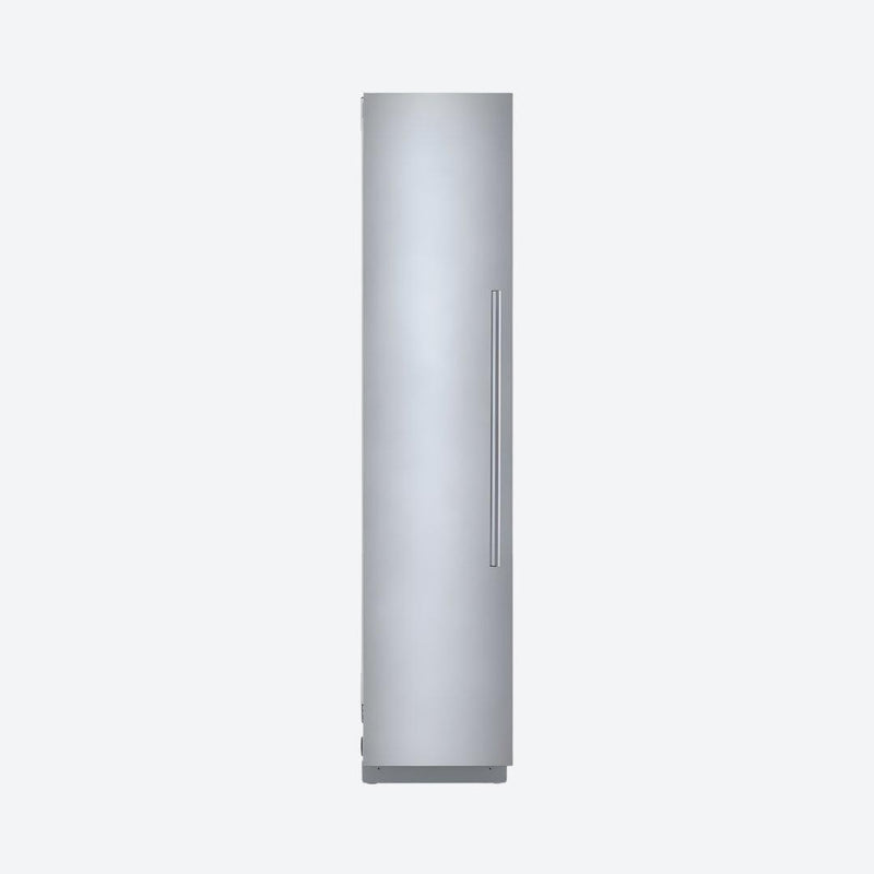 Congelador de columna panelable Bosch de 18 pulgadas con Ice Maker y diseño empotrable
