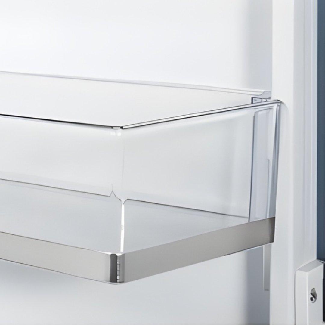 Congelador de columna panelable Bertazzoni de 24 pulgadas con Ice Maker automático y puerta reversible