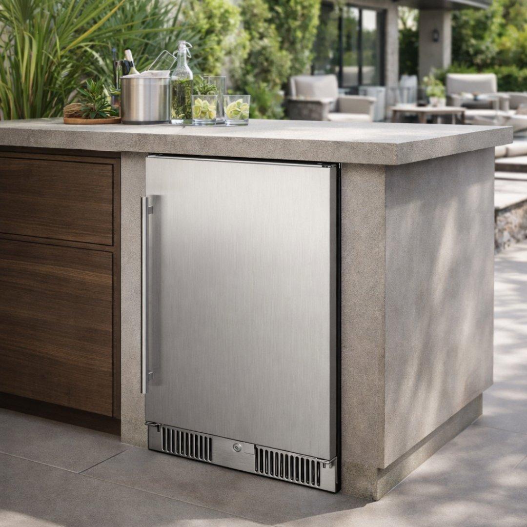 Frigobar Blaze de 20 pulgadas para exteriores con puerta reversible y diseño compacto