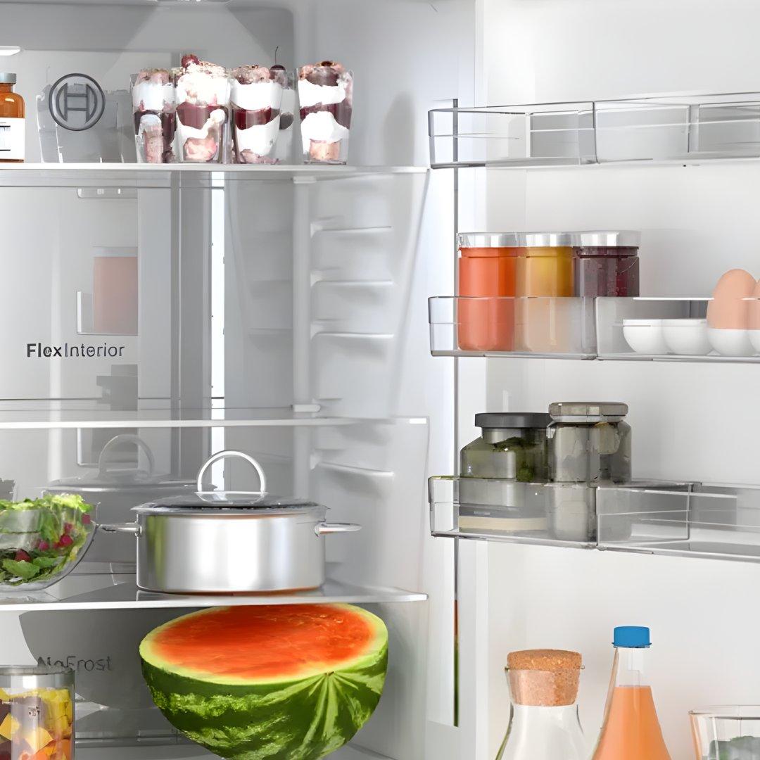 Refrigerador bottom mount Bosch de 24 pulgadas en acero inoxidable con diseño counter-depth