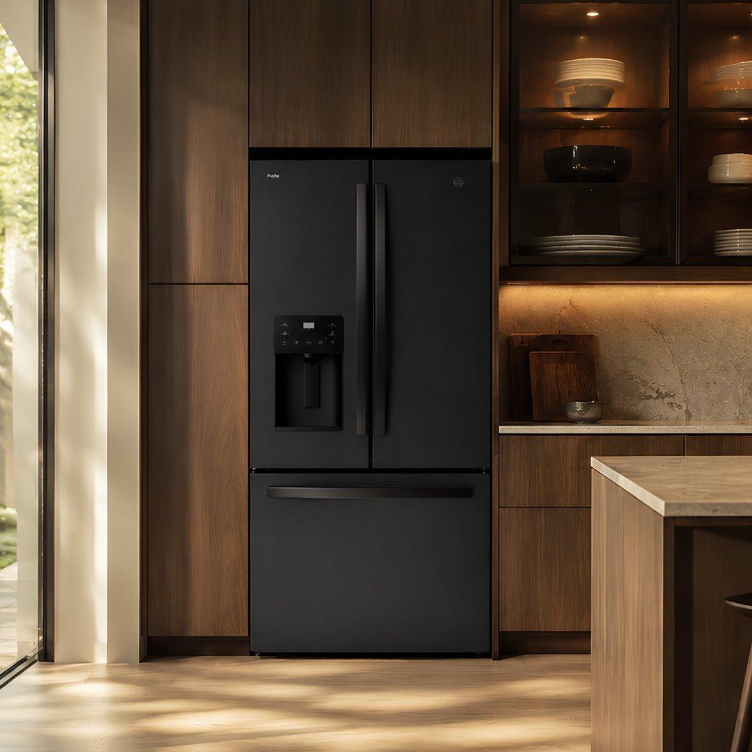 Refrigerador bottom mount GE Profile de 25 pies cúbicos en acabado Dark Slate con despachador en puerta
