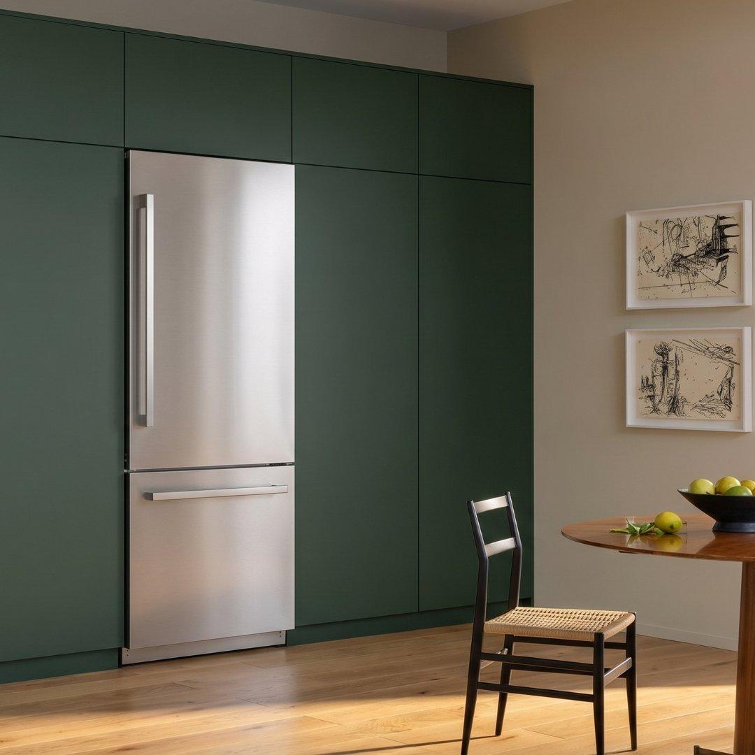 Refrigerador bottom mount panelable Bertazzoni de 36 pulgadas con Ice Maker y dispensador interno de agua