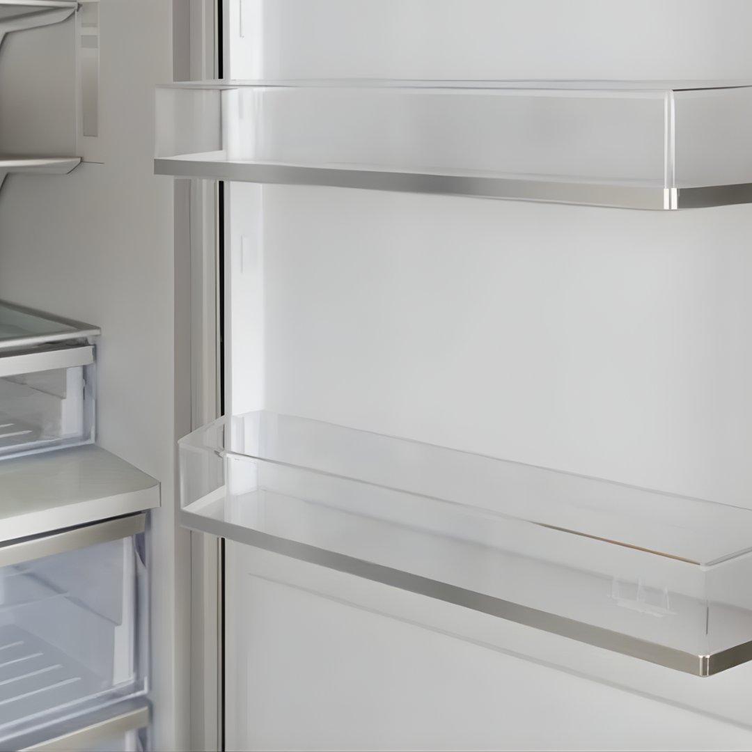 Refrigerador de columna panelable Bertazzoni de 30 pulgadas con dispensador interno de agua y puerta reversible