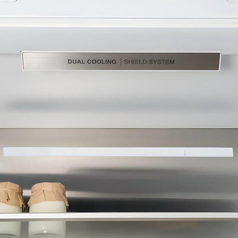 Refrigerador de columna panelable Bertazzoni de 30 pulgadas con dispensador interno de agua y puerta reversible