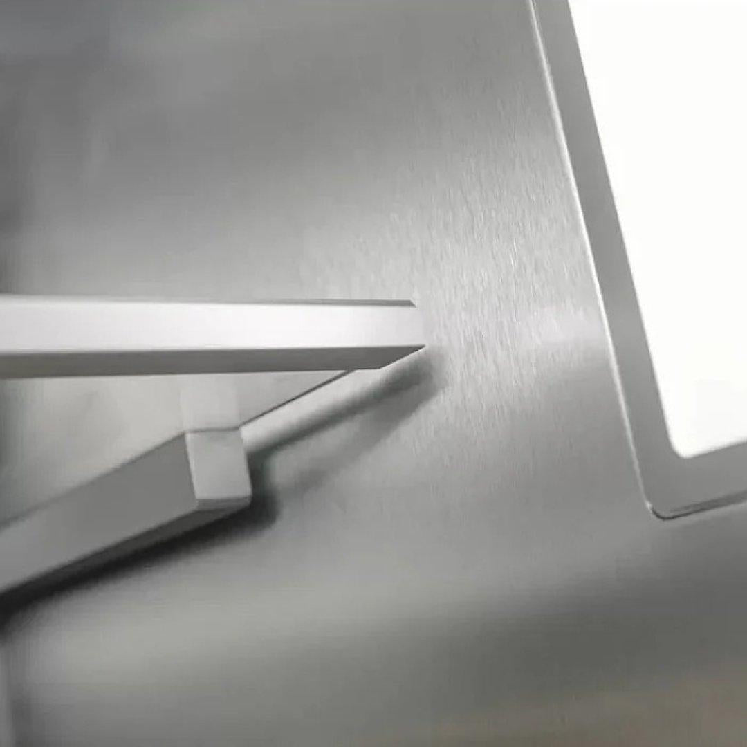 Refrigerador columna panelable Thermador de 36 pulgadas con diseño flush e interior de acero inoxidable