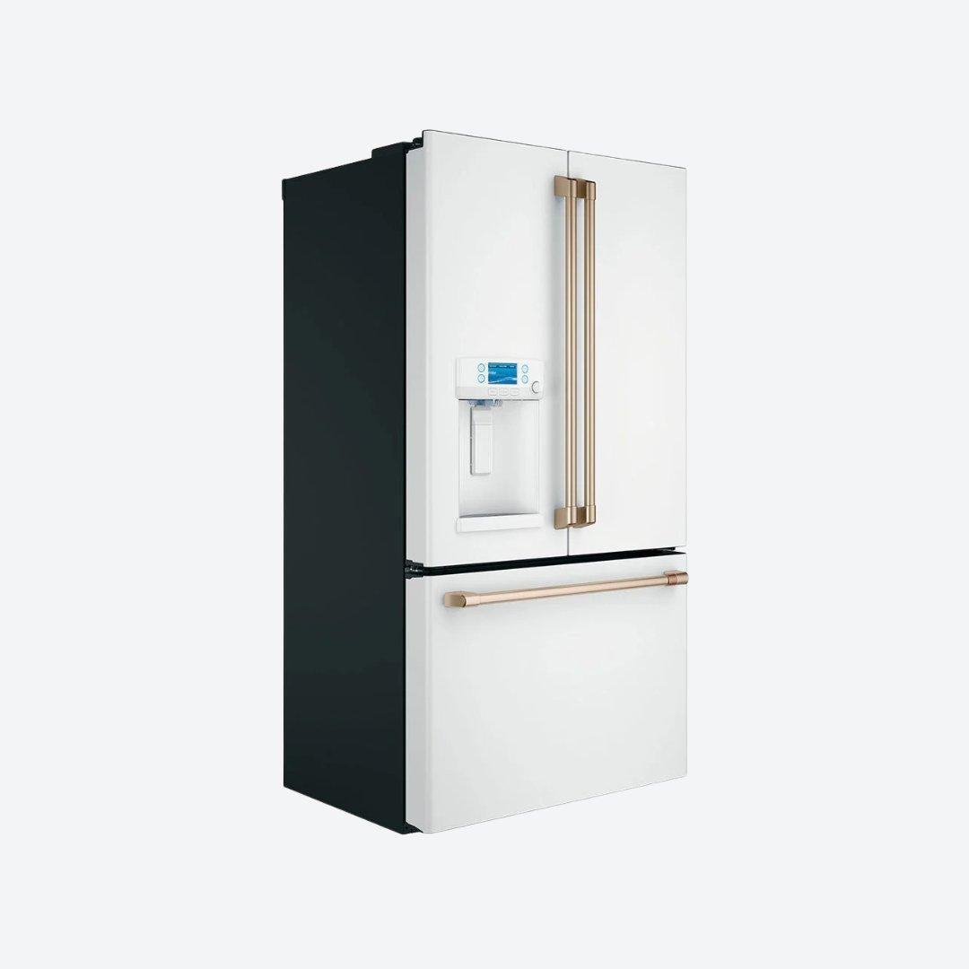 Refrigerador French door Café Appliances de 27.7 pies cúbicos con dispensador de agua caliente en acabado matte black