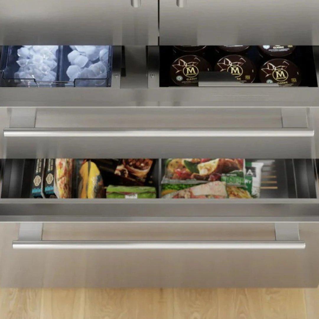 Refrigerador french door empotrable Thermador de 42 pulgadas en acero inoxidable con Flex Drawer