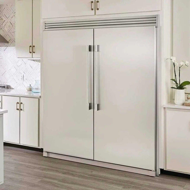 Sistema de columnas Frigidaire Professional con refrigerador, congelador y trim kit dual de 79 pulgadas